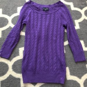 american eagle sweater size m